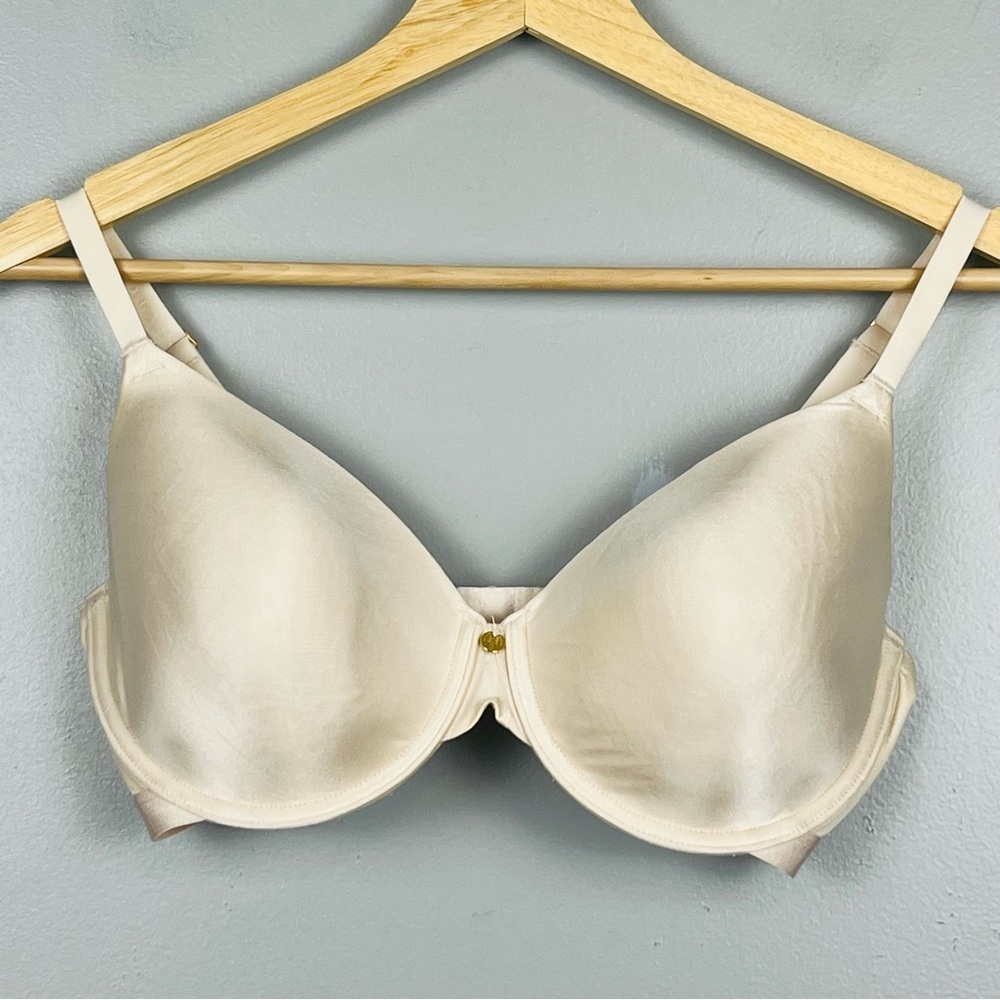 Natori blush color underwire adjustable convertible strap bra, 34DD.